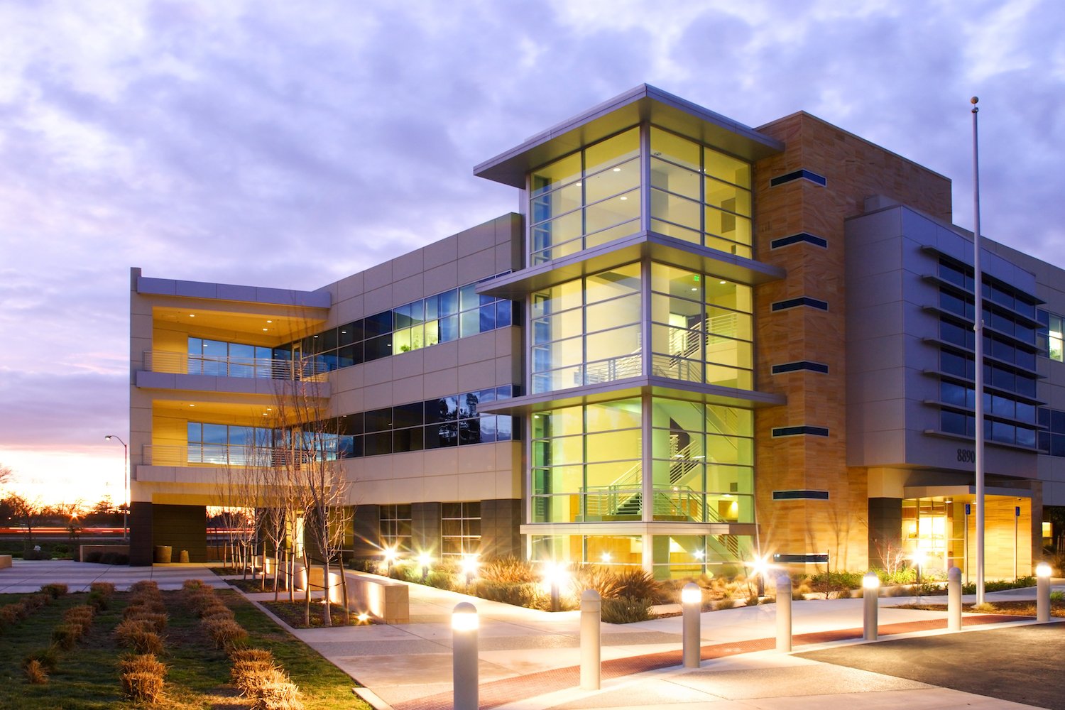 hospital landscape lighting Memphis