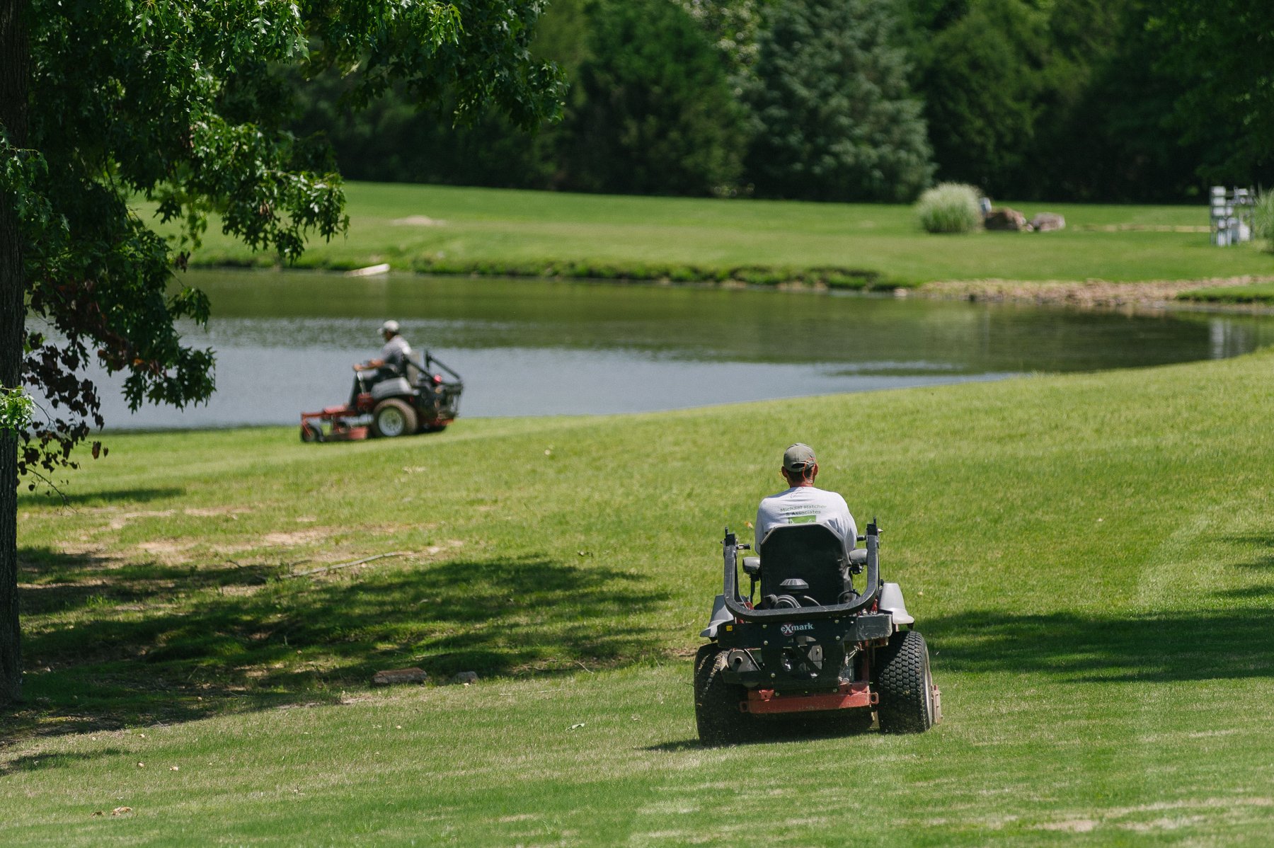 Commercial landscape mowing services