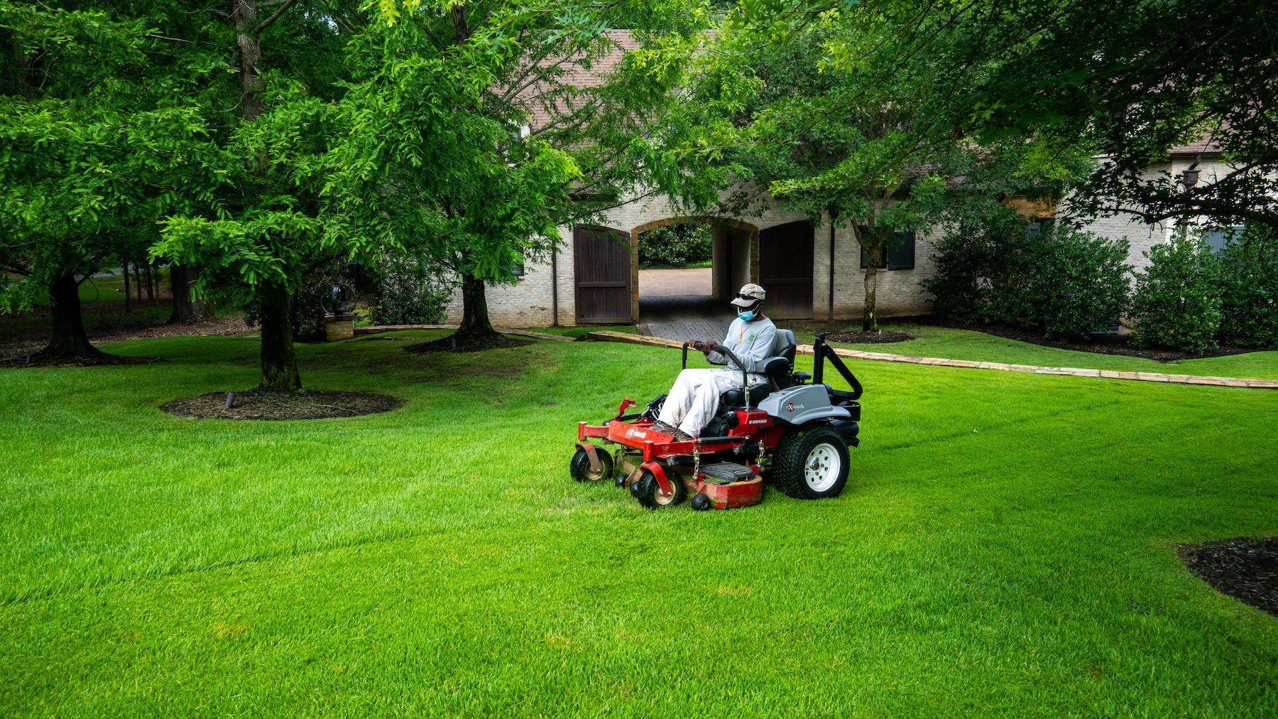 Professional weekly lawn mowing